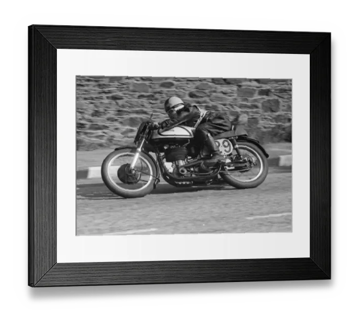 Framed Print : Jack Wood (Norton) 1953 Junior Manx Grand Prix Framed Print : Jack Wood (Norton) 1953 Junior Manx Grand Prix