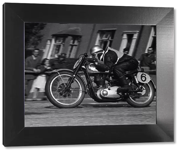 Jack Thurston (AJS) 1953 Junior Manx Grand Prix