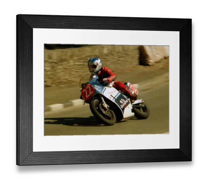 Framed Print : Tom Webb (Suzuki) 1987 Newcomers Manx Grand Prix Framed Print : Tom Webb (Suzuki) 1987 Newcomers Manx Grand Prix