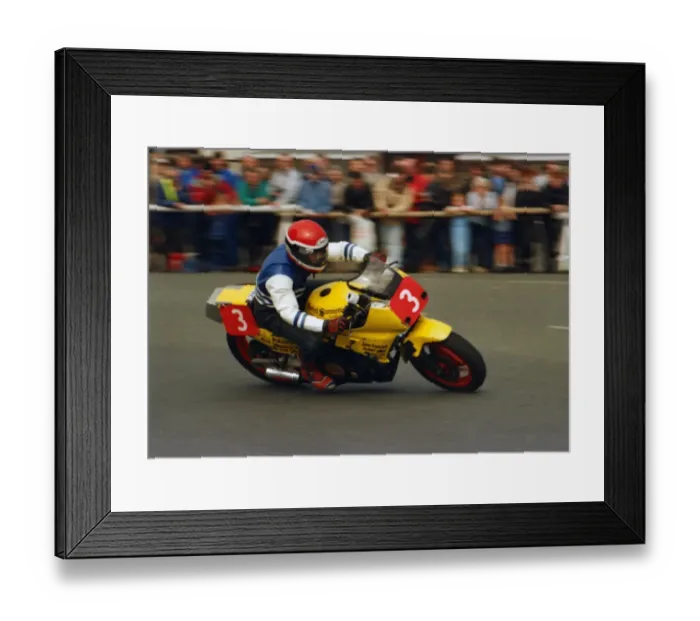 Framed Print : Martin Smith (Yamaha) 1987 Newcomers Manx Grand Prix Framed Print : Martin Smith (Yamaha) 1987 Newcomers Manx Grand Prix