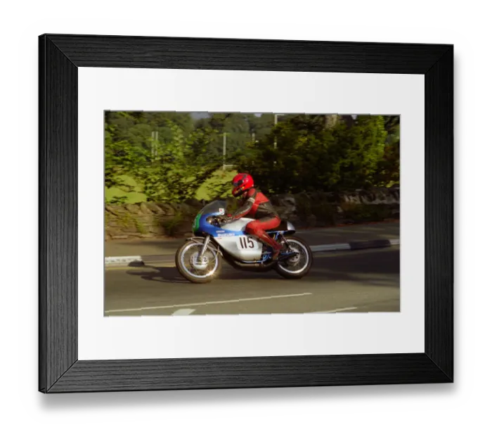 Framed Print : Don Leeson (Suzuki) 2000 Lightweight Classic Manx Grand Prix Framed Print : Don Leeson (Suzuki) 2000 Lightweight Classic Manx Grand Prix