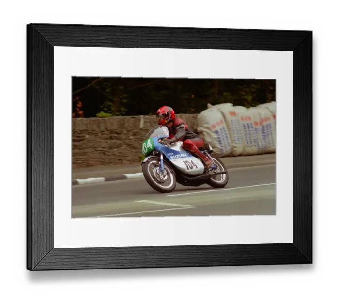 Framed Print : Don Leeson (Suzuki) 1999 Lightweight Classic Manx Grand Prix Framed Print : Don Leeson (Suzuki) 1999 Lightweight Classic Manx Grand Prix