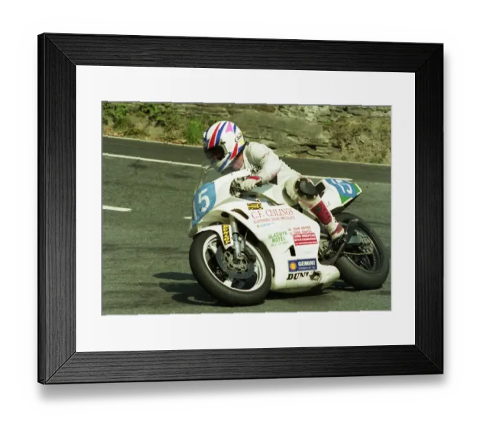 Framed Print : Dave Milling (Yamaha) 1991 Junior Manx Grand Prix