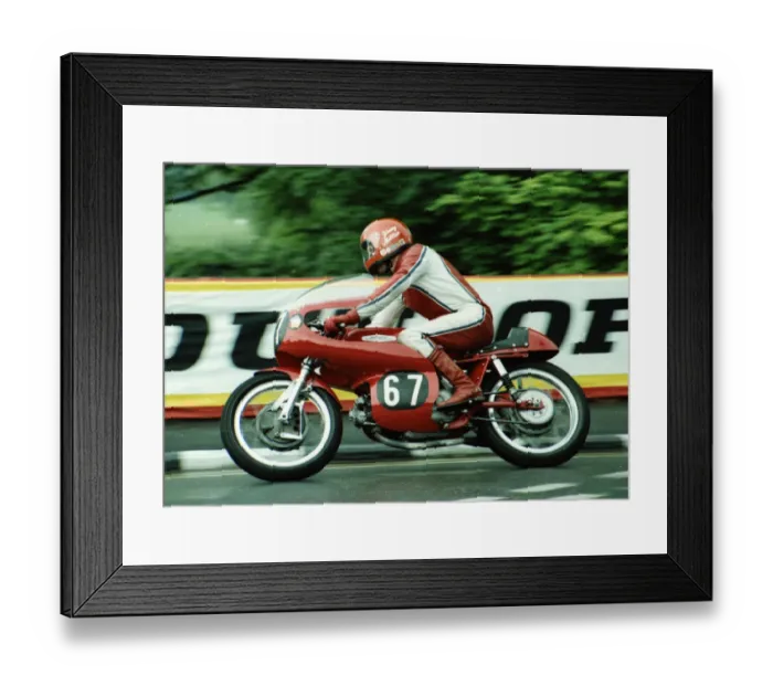 Framed Print : Jimmy Millar (Aermacchi) 1980 Formula 3 TT Framed Print : Jimmy Millar (Aermacchi) 1980 Formula 3 TT