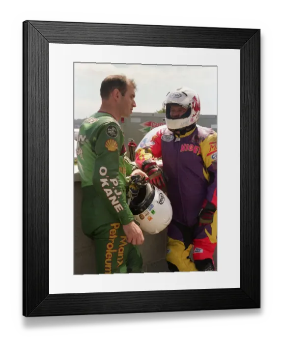 Framed Print : Jason Griffiths & Nigel Davies 1999 Senior TT Framed Print : Jason Griffiths & Nigel Davies 1999 Senior TT