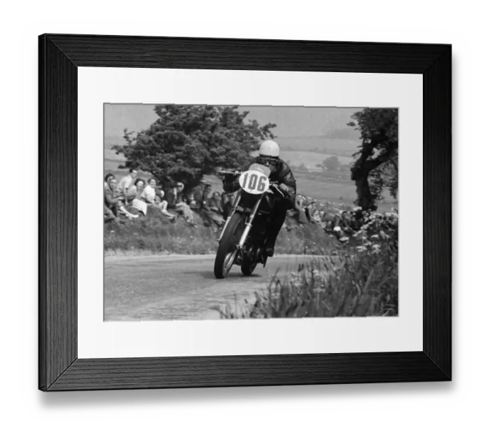 Framed Print : Harry Lindsay (Norton) 1951 Junior TT Framed Print : Harry Lindsay (Norton) 1951 Junior TT