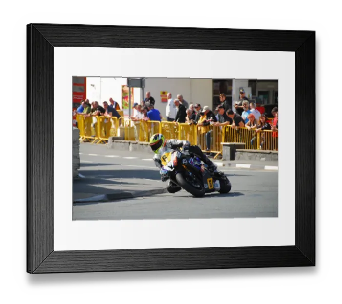 Framed Print : Matt Stevenson (Yamaha) 2018 Senior Manx Grand Prix Framed Print : Matt Stevenson (Yamaha) 2018 Senior Manx Grand Prix
