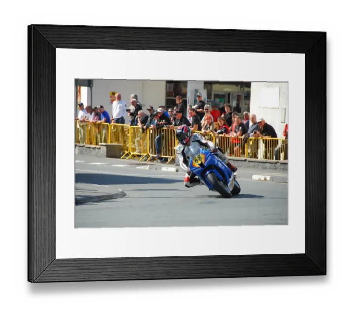 Framed Print : Sebastian Witt (Honda) 2018 Senior Manx Grand Prix Framed Print : Sebastian Witt (Honda) 2018 Senior Manx Grand Prix