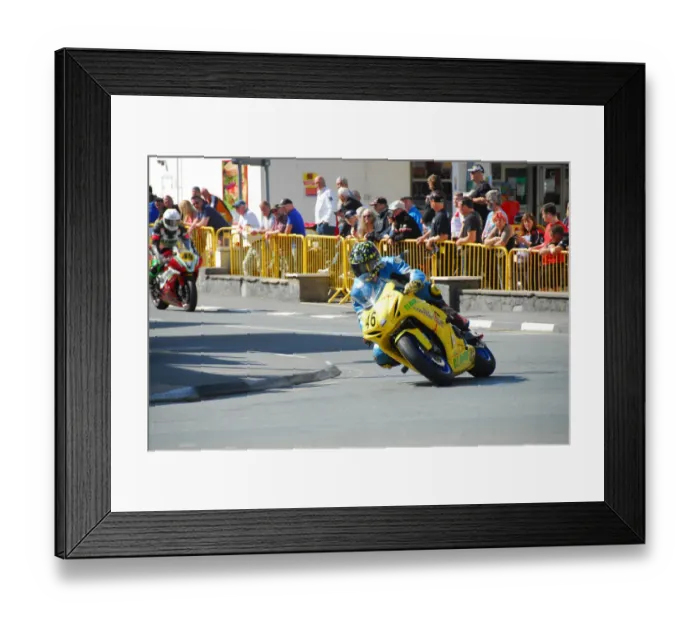 Framed Print : Colin Croft (Suzuki) 2018 Senior Manx Grand Prix Framed Print : Colin Croft (Suzuki) 2018 Senior Manx Grand Prix