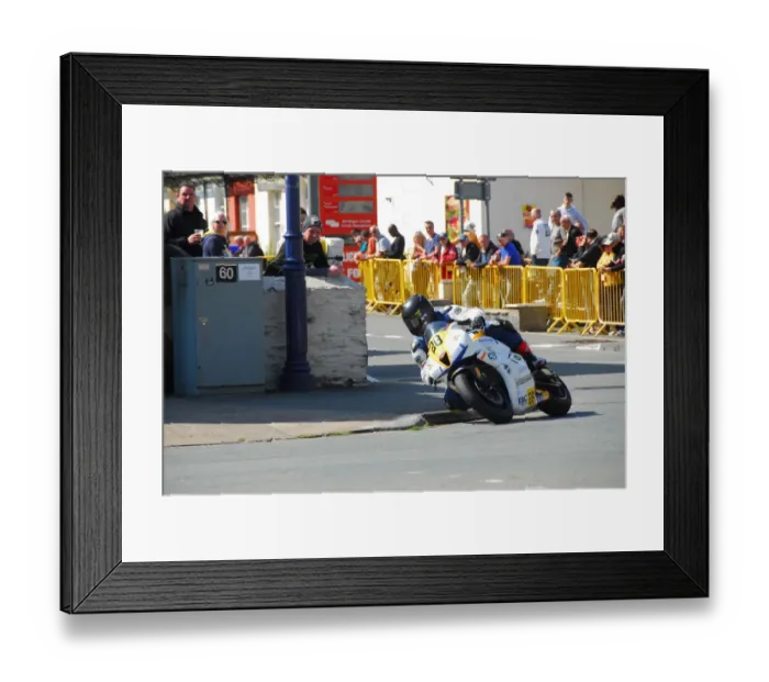 Framed Print : Gaz Evans (Honda) 2018 Senior Manx Grand Prix Framed Print : Gaz Evans (Honda) 2018 Senior Manx Grand Prix