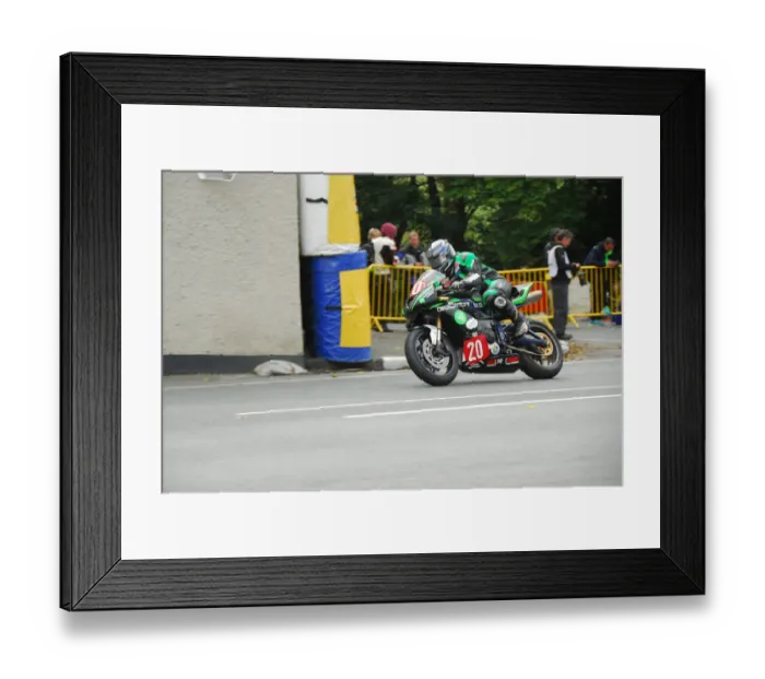 Framed Print : James Buchanan (Triumph) 2018 Newcomers Manx Grand Prix Framed Print : James Buchanan (Triumph) 2018 Newcomers Manx Grand Prix