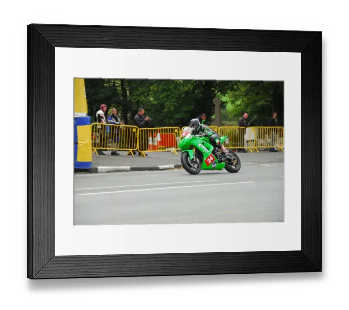 Framed Print : Paul O Rourke (Kawasaki) 2018 Newcomers Manx Grand Prix Framed Print : Paul O Rourke (Kawasaki) 2018 Newcomers Manx Grand Prix
