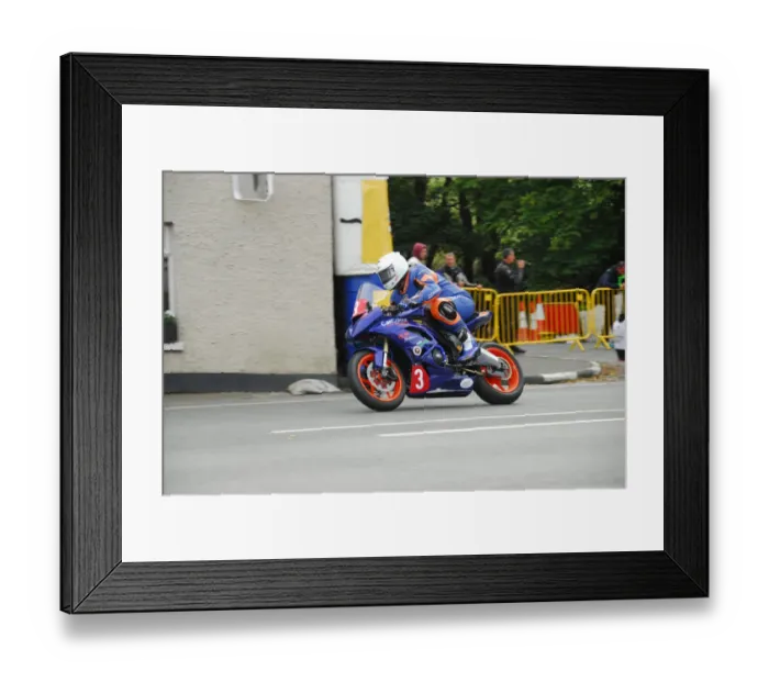 Framed Print : Ben Plant (Kawasaki) 2018 Newcomers Manx Grand Prix Framed Print : Ben Plant (Kawasaki) 2018 Newcomers Manx Grand Prix