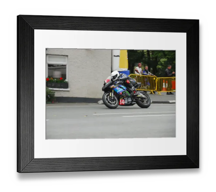 Framed Print : James Field (Kawasaki) 2018 Newcomers Manx Grand Prix Framed Print : James Field (Kawasaki) 2018 Newcomers Manx Grand Prix