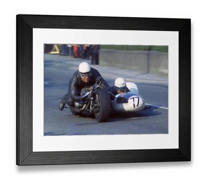 Framed Print : Hans Peters & Peter Rutterford (Kawasaki) 1969 750 Sidecar TT Framed Print : Hans Peters & Peter Rutterford (Kawasaki) 1969 750 Sidecar TT