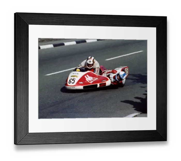 Framed Print : Martinel Franco & Marino Sanna (Yamaha) 1981 Sidecar TT Framed Print : Martinel Franco & Marino Sanna (Yamaha) 1981 Sidecar TT