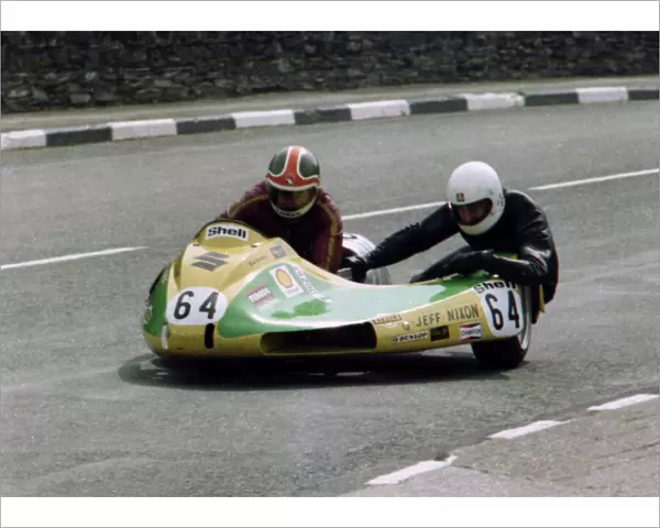 Ron Coxon & Jeff Nixon (Suzuki) 1980 Sidecar TT