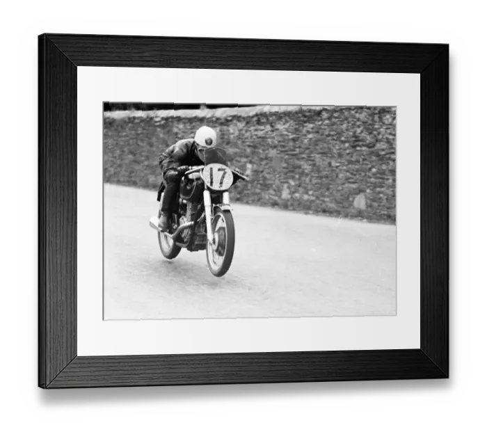 Framed Print : Bob McIntyre (AJS) 1952 Junior Manx Grand Prix Framed Print : Bob McIntyre (AJS) 1952 Junior Manx Grand Prix