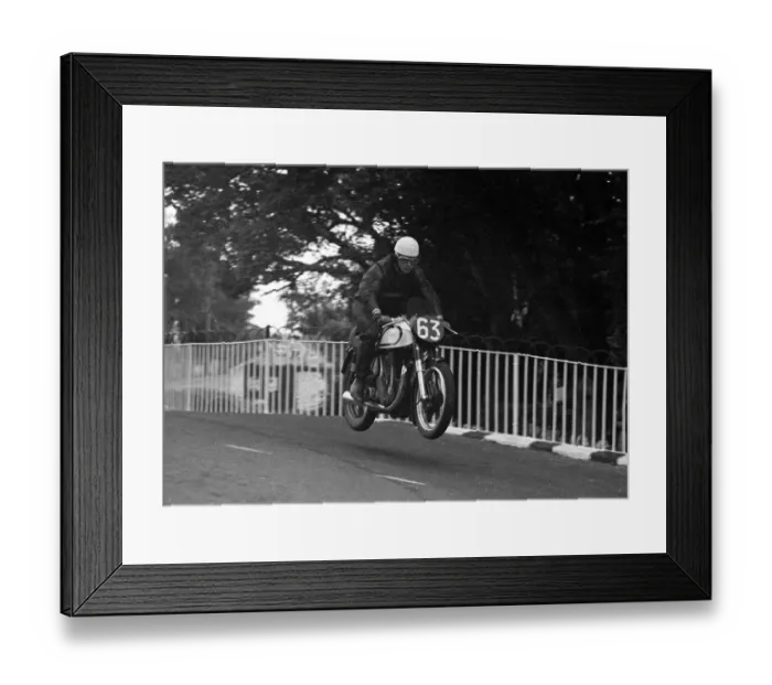 Framed Print : Ted Frend (Norton) 1953 Senior TT Framed Print : Ted Frend (Norton) 1953 Senior TT