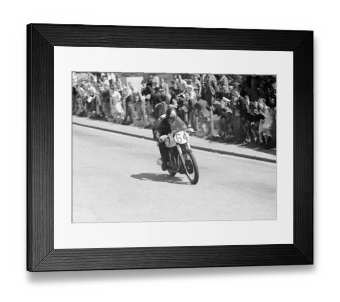 Framed Print : Artie Bell (Norton) 1950 Junior TT Framed Print : Artie Bell (Norton) 1950 Junior TT