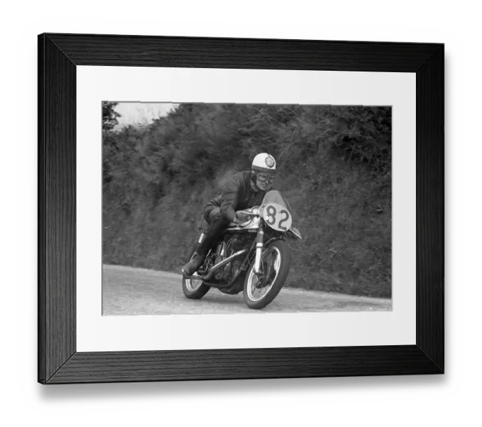 Framed Print : Bob Dowty (Norton) 1955 Senior Manx Grand Prix Framed Print : Bob Dowty (Norton) 1955 Senior Manx Grand Prix