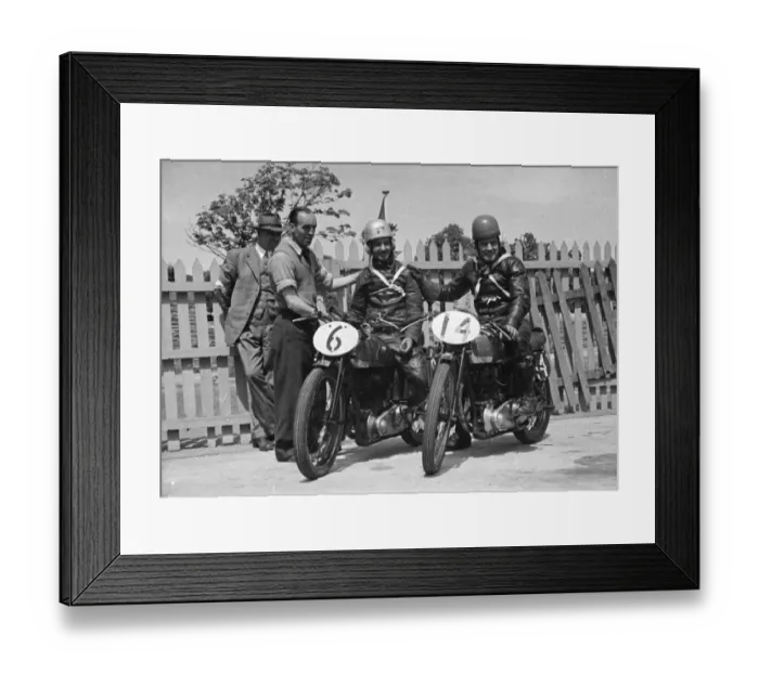 Framed Print : Bill Dehany & Monty Lockwood (Excelsior) 1948 Lightweight Clubman TT Framed Print : Bill Dehany & Monty Lockwood (Excelsior) 1948 Lightweight Clubman TT