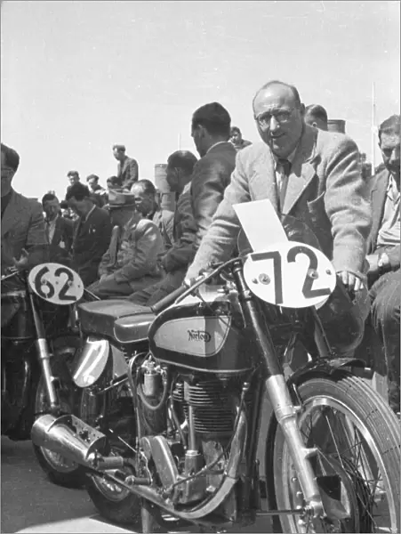 Harold Daniell (Norton) 1947 Senior TT