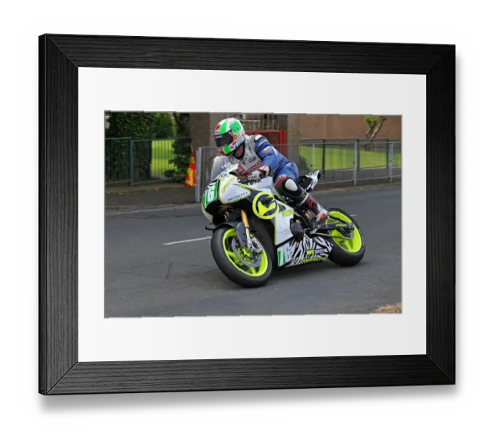 Framed Print : Paul Owen (Kawasaki) 2014 Lightweight TT Framed Print : Paul Owen (Kawasaki) 2014 Lightweight TT