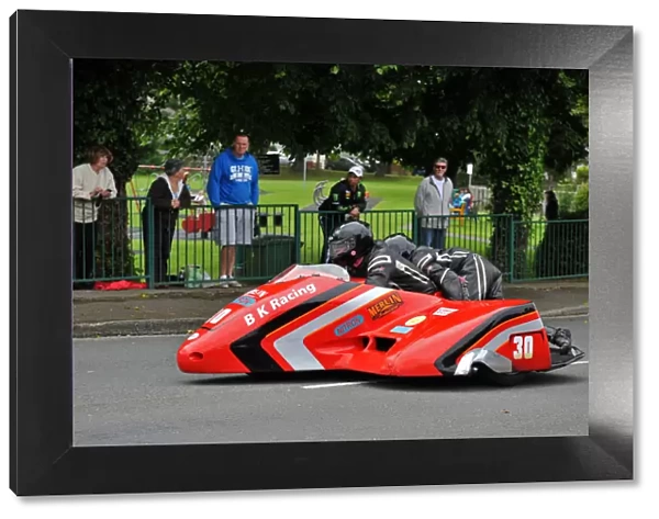 Howard Baker & Mike Killingsworth (Shelbourne Honda) 2014 Sidecar TT