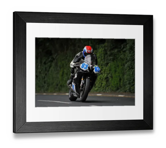 Framed Print : Dave Madsen-Mygdal (Yamaha) 2014 Supersport TT Framed Print : Dave Madsen-Mygdal (Yamaha) 2014 Supersport TT