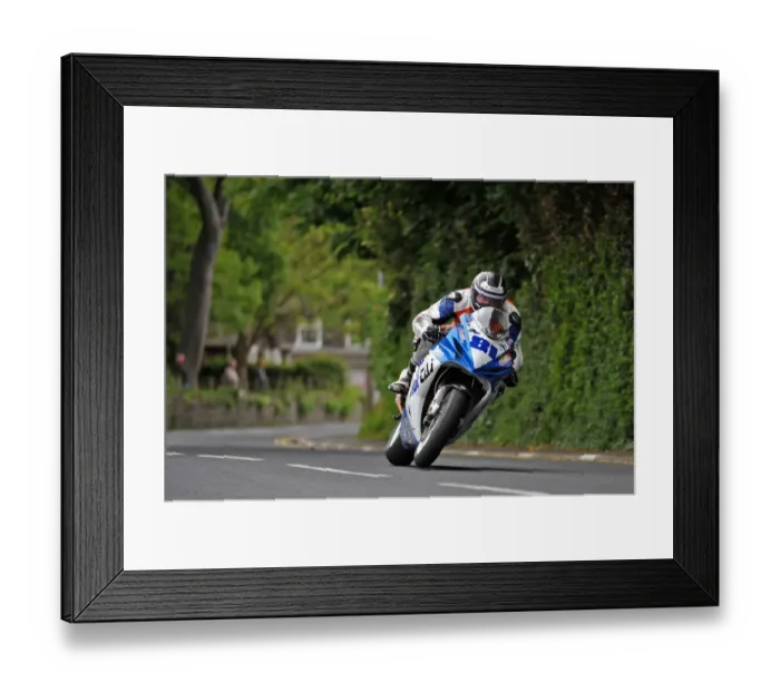 Framed Print : Daley Mathison (Suzuki) 2014 Supersport TT