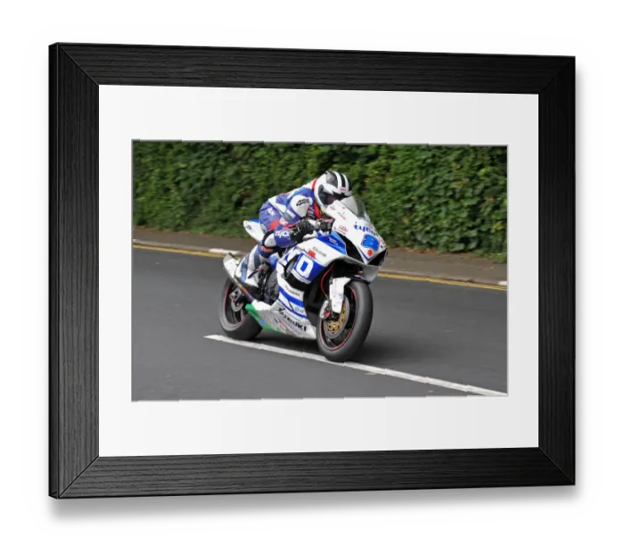 Framed Print : William Dunlop (Tyco Suzuki) 2014 Supersport TT Framed Print : William Dunlop (Tyco Suzuki) 2014 Supersport TT