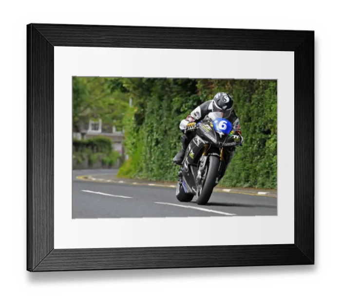Framed Print : Michael Dunlop (Honda) 2014 Supersport TT Framed Print : Michael Dunlop (Honda) 2014 Supersport TT