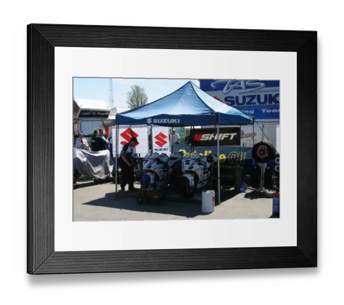 Framed Print : TAS Suzuki 2006 Superbike TT Framed Print : TAS Suzuki 2006 Superbike TT