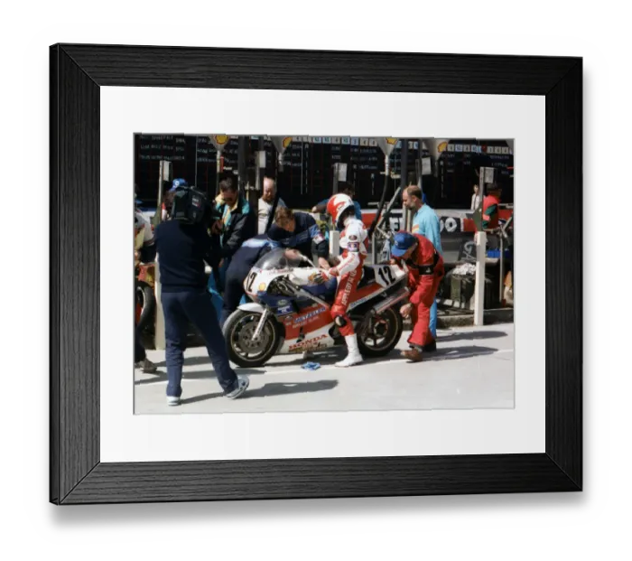 Framed Print : Carl Fogarty (Honda) 1989 Formula One TT Framed Print : Carl Fogarty (Honda) 1989 Formula One TT