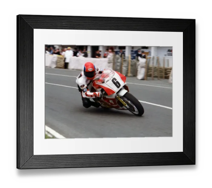 Framed Print : Steve Hislop (Honda) 1989 Formula One TT Framed Print : Steve Hislop (Honda) 1989 Formula One TT