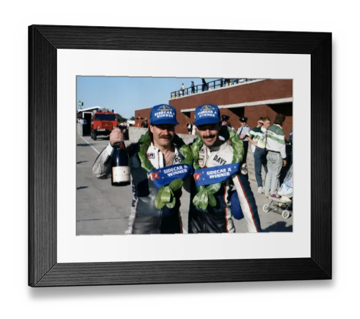 Framed Print : Dave Molyneux & Colin Hardman 1989 Sidecar TT Framed Print : Dave Molyneux & Colin Hardman 1989 Sidecar TT