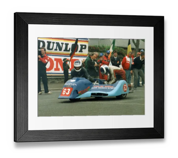 Framed Print : Alan Shand & Neil Miller (Ireson Yamaha) 1989 Sidecar TT