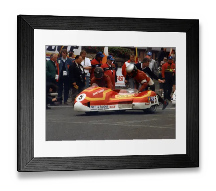 Framed Print : Dave Hallam & John Gibbard (Windle Yamaha) 1989 Sidecar TT