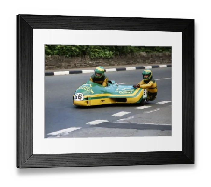 Framed Print : Norman Panton & Simon Ansell (Suzuki) 1989 Sidecar TT Framed Print : Norman Panton & Simon Ansell (Suzuki) 1989 Sidecar TT