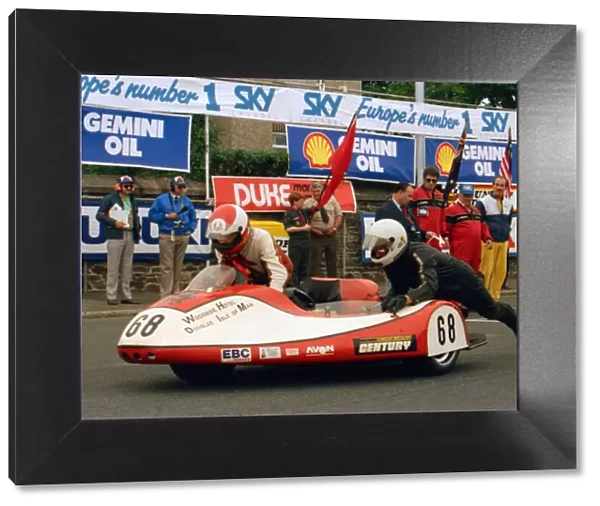 Bob Munro & Dave Webster (Suzuki) 1988 Sidecar TT