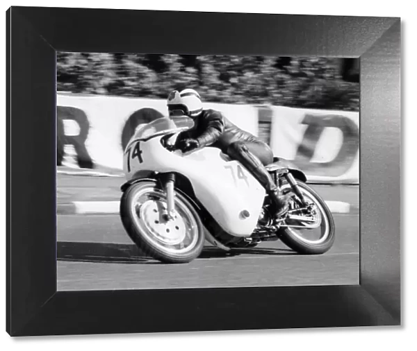 Brian Davis (Matchless) 1966 Senior Manx Grand Prix