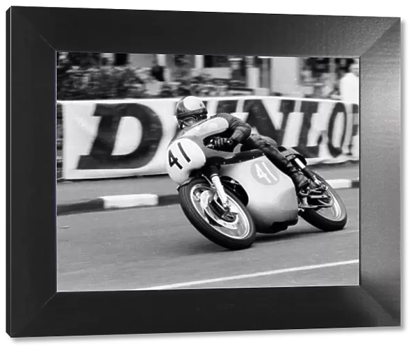Alan Barnett (AJS) 1966 Junior Manx Grand Prix