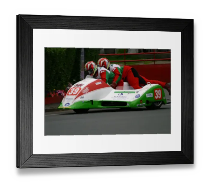 Framed Print : Keith Walters & Andy Webb (Ireson Mistral) 2004 Sidecar TT Framed Print : Keith Walters & Andy Webb (Ireson Mistral) 2004 Sidecar TT