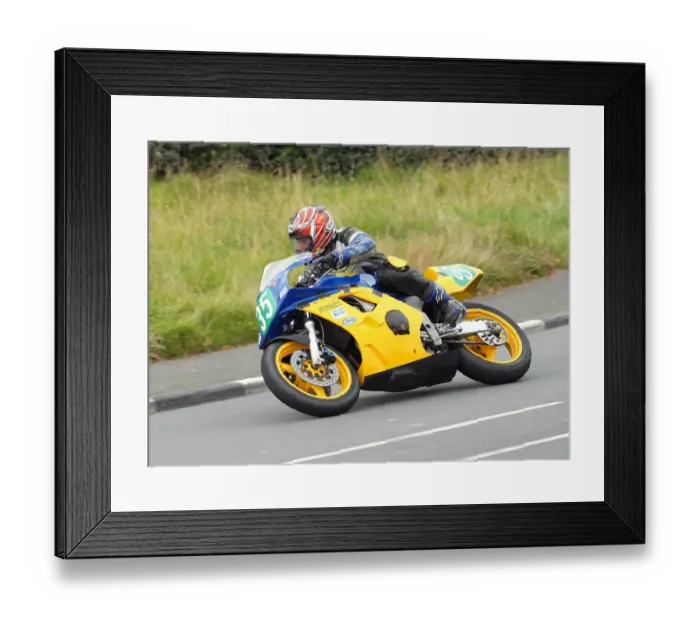 Framed Print : Alistair Howarth (Yamaha) 2010 Ultra Lightweight Manx Grand Prix Framed Print : Alistair Howarth (Yamaha) 2010 Ultra Lightweight Manx Grand Prix