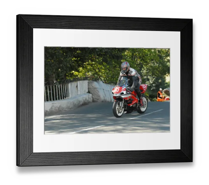 Framed Print : Johannes Horndler (Suzuki) 2010 Newcomers Manx Grand Prix Framed Print : Johannes Horndler (Suzuki) 2010 Newcomers Manx Grand Prix
