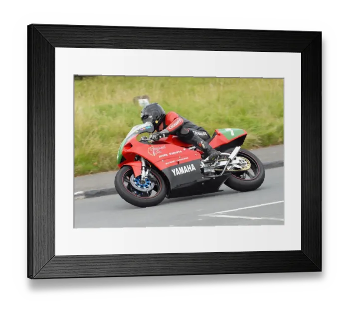 Framed Print : Stuart Garton (Yamaha) 2010 Lightweight Manx Grand Prix Framed Print : Stuart Garton (Yamaha) 2010 Lightweight Manx Grand Prix
