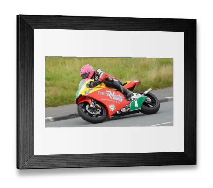 Framed Print : Davy Morgan (Honda) 2010 Ultra Lightweight Manx Grand Prix Framed Print : Davy Morgan (Honda) 2010 Ultra Lightweight Manx Grand Prix
