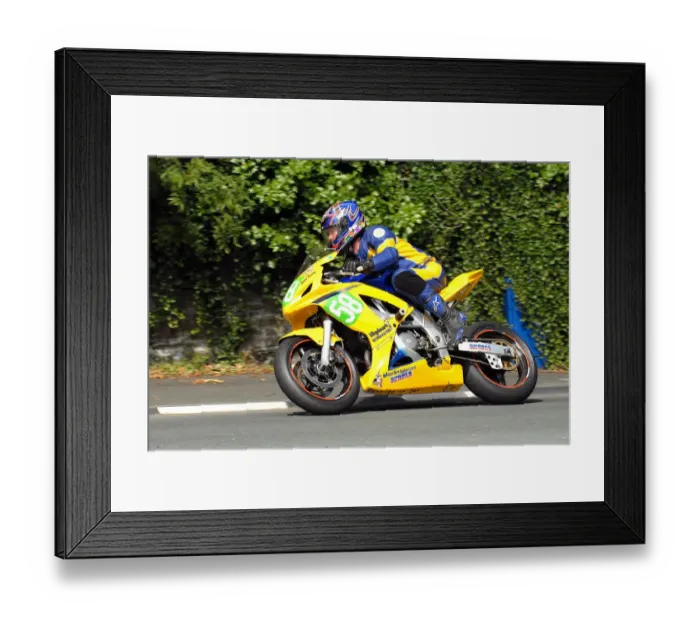 Framed Print : John Batty (Suzuki) 2010 Ultra Lightweight Manx Grand Prix Framed Print : John Batty (Suzuki) 2010 Ultra Lightweight Manx Grand Prix