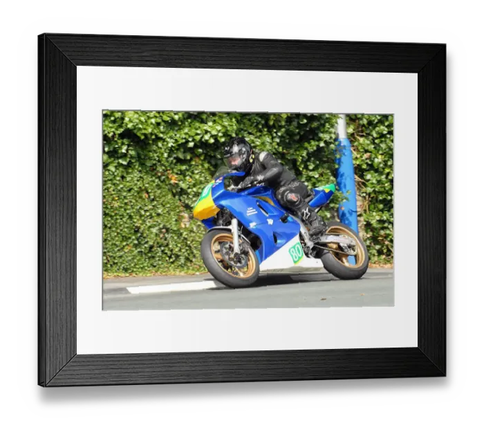 Framed Print : Paul Johnson (Suzuki) 2010 Ultra Lightweight Manx Grand Prix Framed Print : Paul Johnson (Suzuki) 2010 Ultra Lightweight Manx Grand Prix